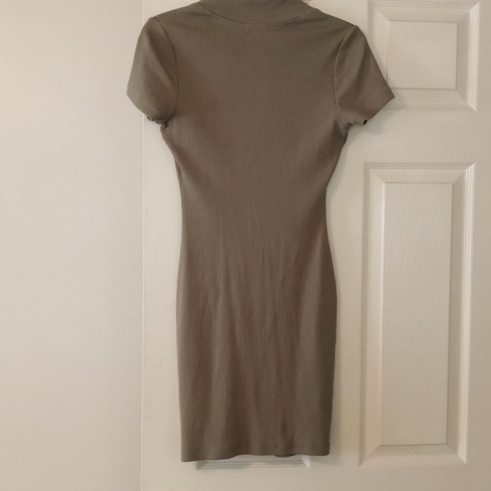 Guess Ribbed Zip Dress - Picture 9 of 12